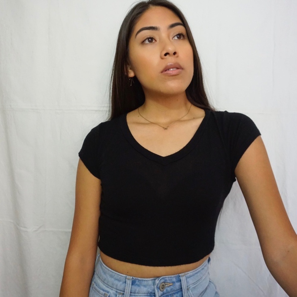 Black Tee Crop Top